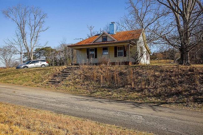 Photo of 15 House Rd, Greeneville, TN