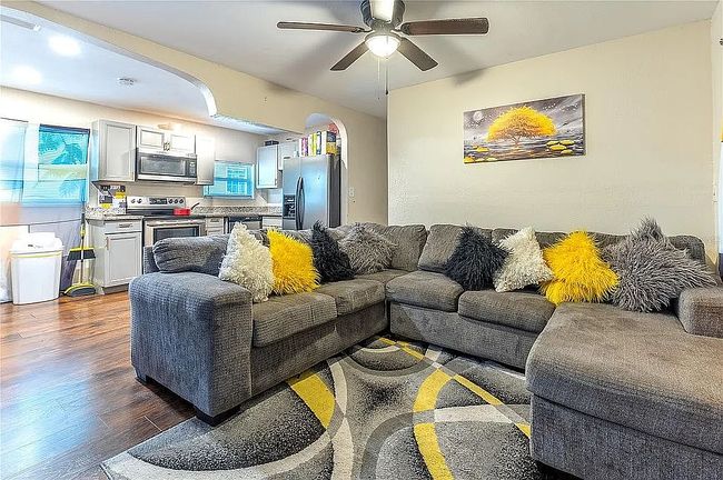 Additional photo 2 of property located at 2824 Avenue Q Nw