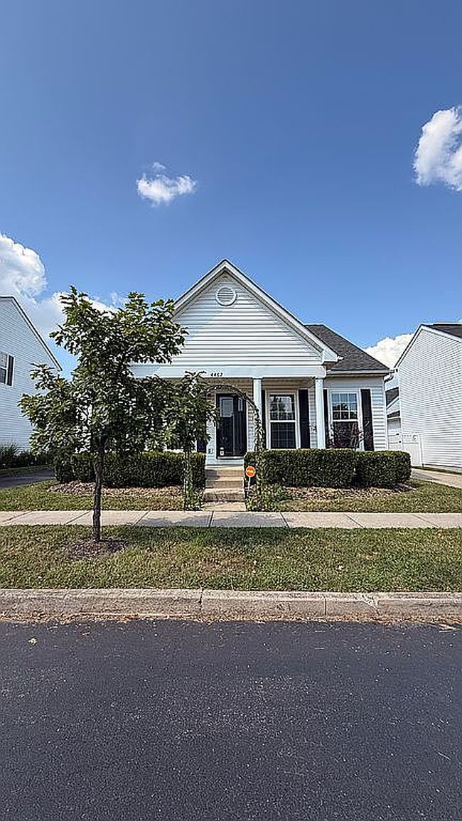 Photo of 4462 Alameda Dr, Grove City, OH