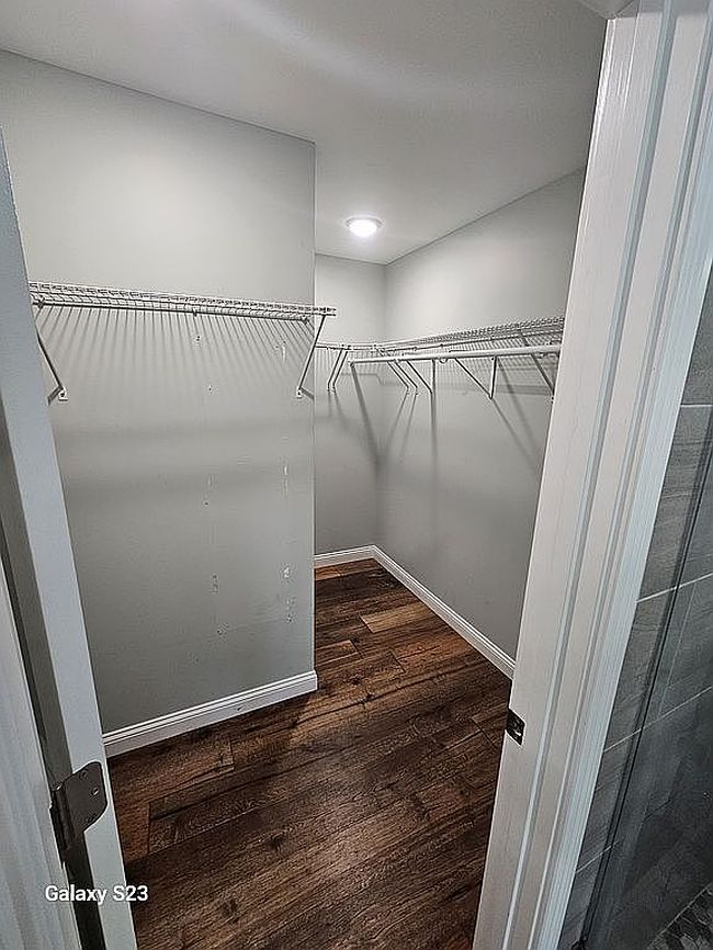 Image of 910 Sutherland Rd