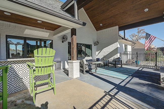 Photo of 264 Southern Lake Rd, Texarkana, TX