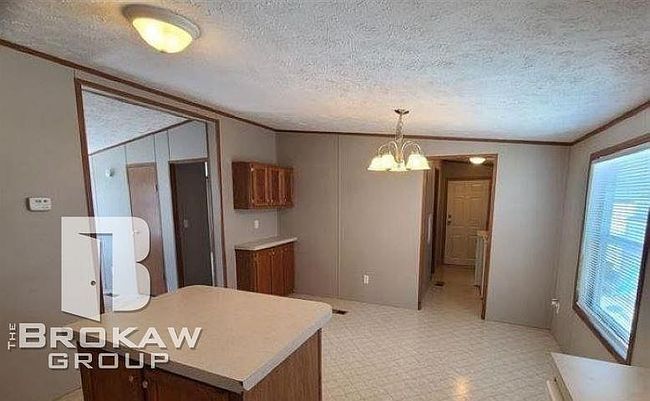 Additional photo 4 of property located at 17173 Louise Dr