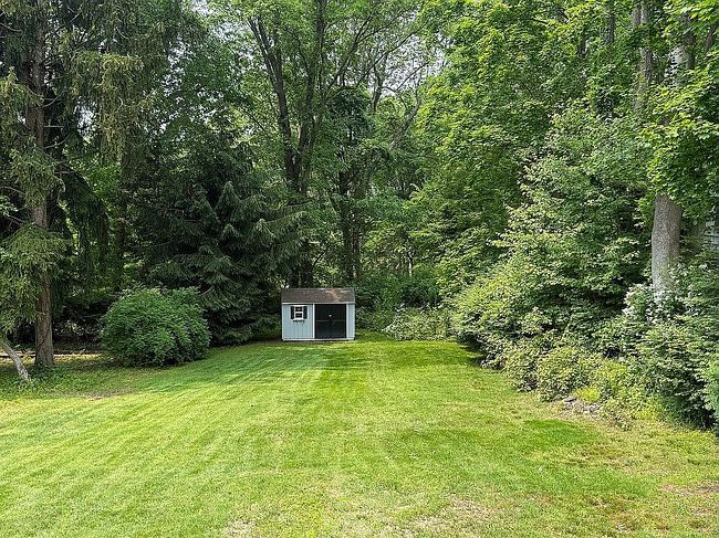 Image of 29 Hotchkiss Grove Rd