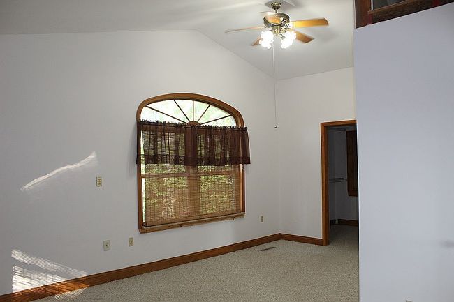 Photo of 57764 Fairway Dr, Senecaville, OH