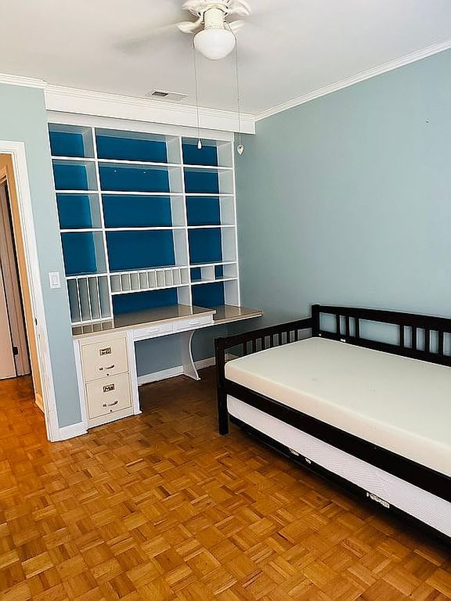 Image of 34 Adams Ave