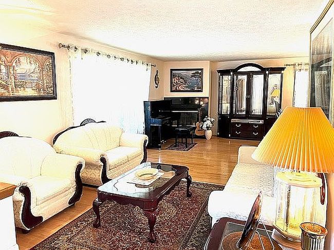 Image of 5251 Crestdale Dr