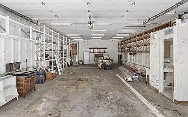 Additional photo 2 of property located at 311 S Van Doren St