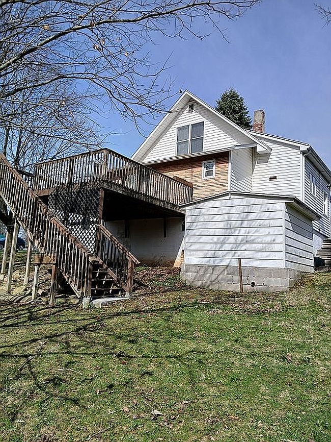 Image of 785 Carnegie Ave