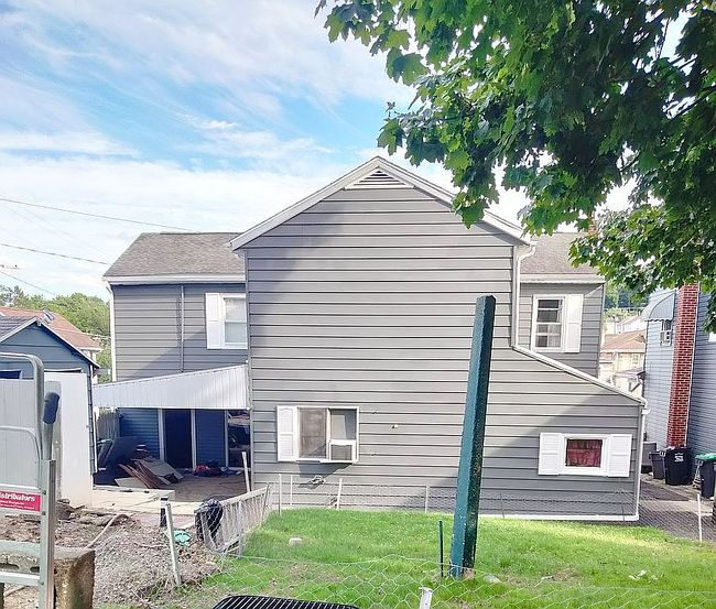 Image of 34 Walnut St