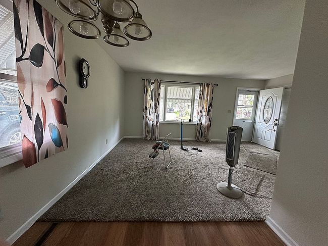 Photo of 251 Rockingham Ave, Alma, MI