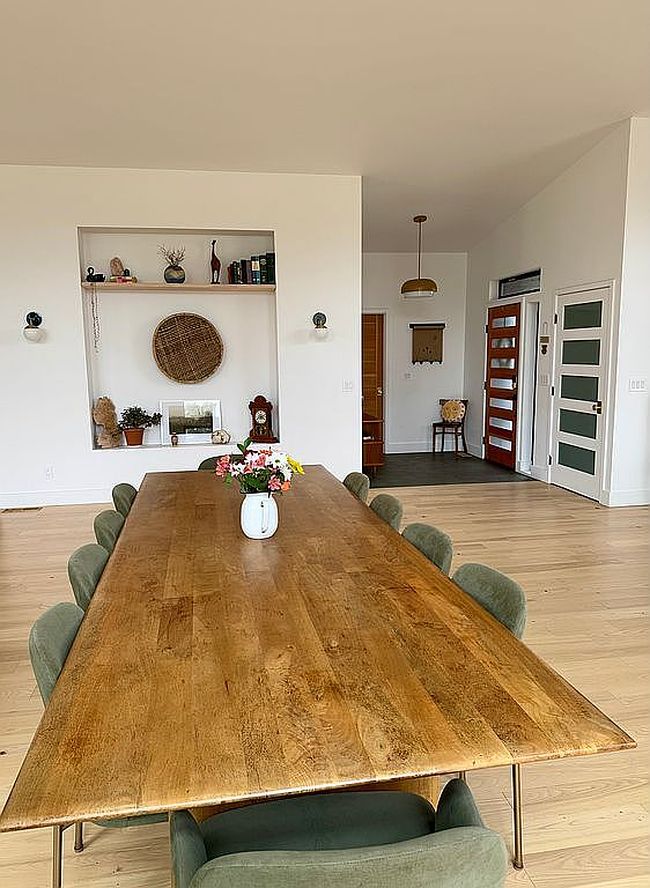 Preview of property located at 210 Pace Ave