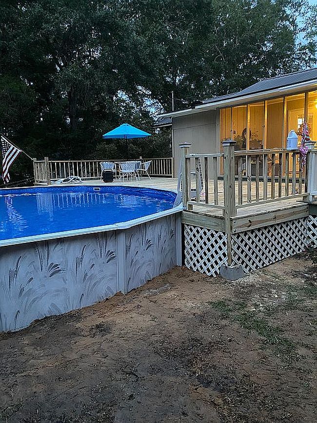 Image of 114 Riverside Dr
