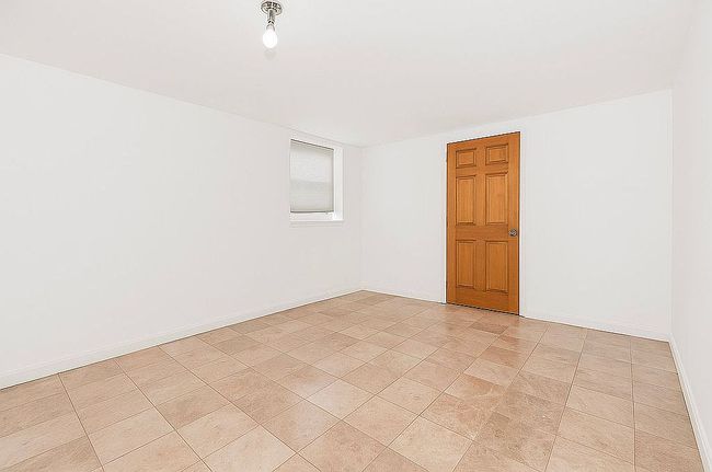 Photo of 1551 Hollywood Ave, Bronx, NY