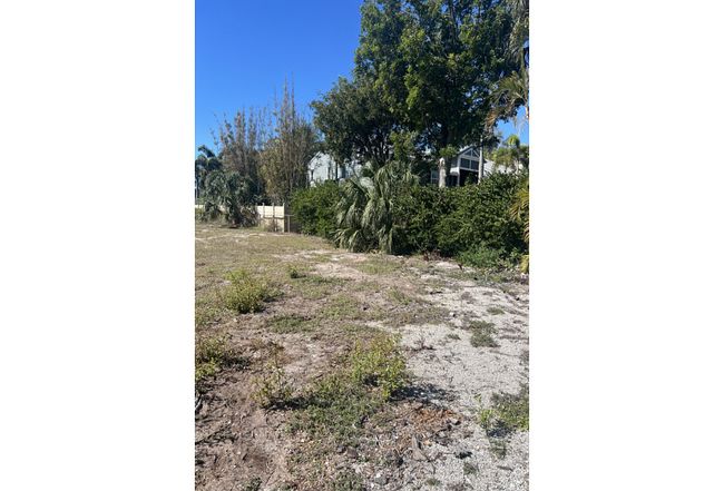 Image of 4421 Tarpon Ave