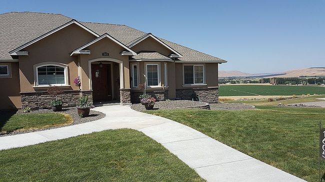 Photo of 1605 S 717th Pr Se, Kennewick, WA