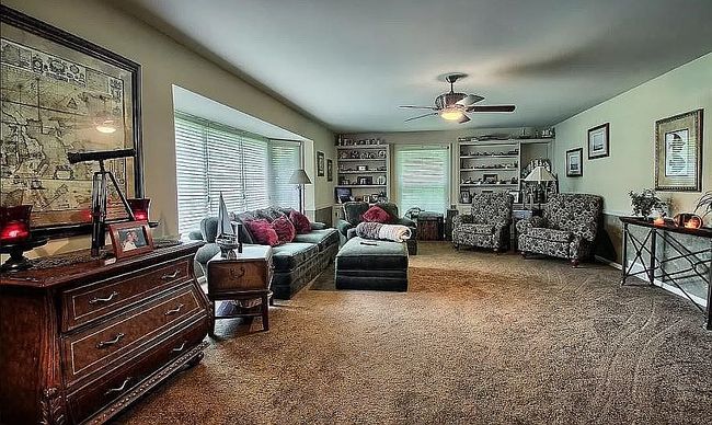Image of 450 N Pickaway St