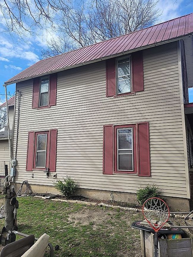 Image of 126 S Main St