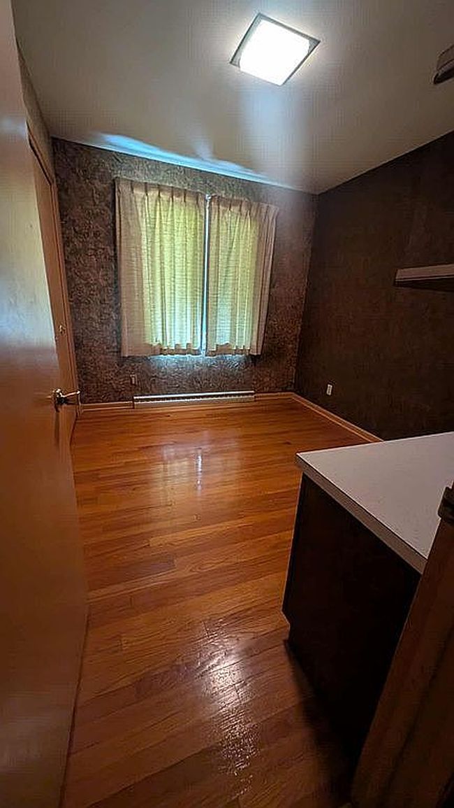 Photo of 16496 Park Lane Dr, Strongsville, OH
