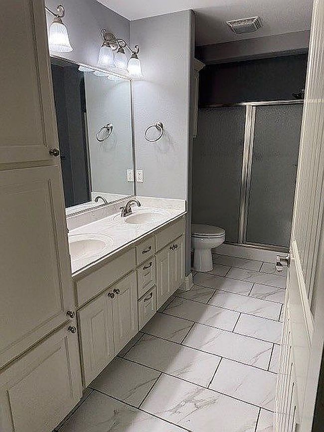 Additional photo 2 of property located at 1813 Yellowstone Dr