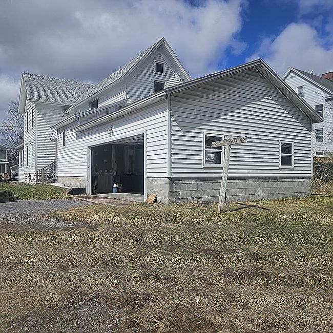 Image of 7556 Park Ave