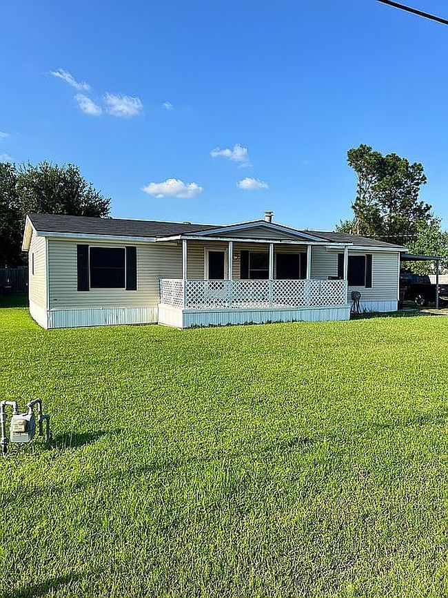 Photo of 2504 Dolphin Dr
