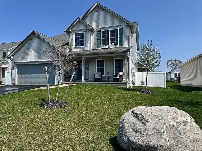 Image of 2292 Agassiz Dr