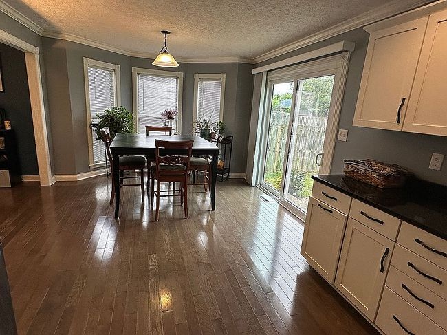 Image of 6408 Autumn Oak Way