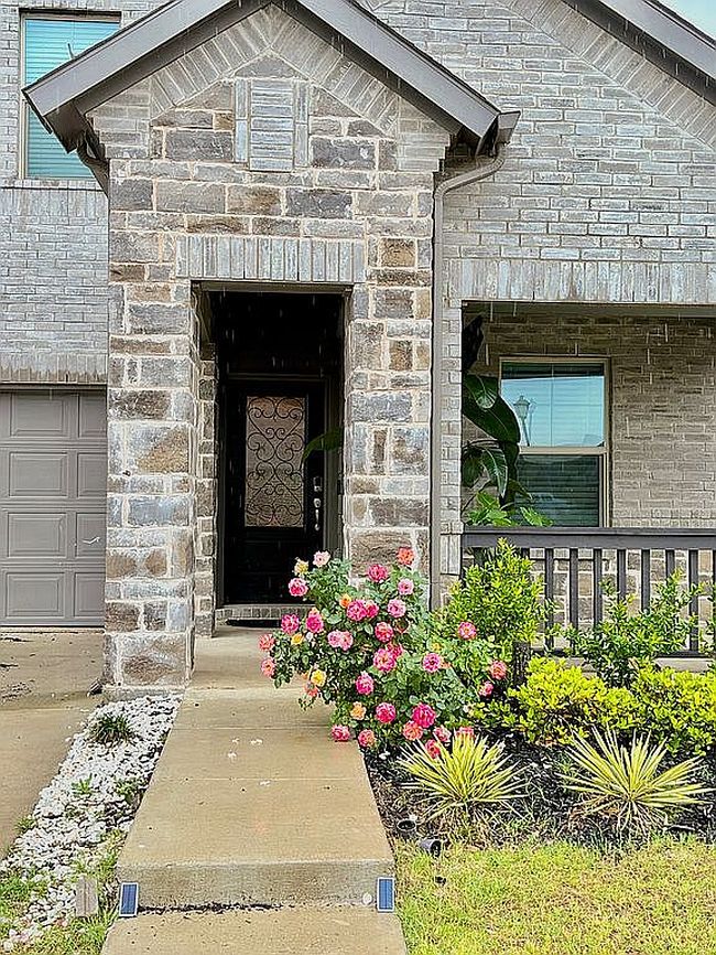 Image of 5275 Amistad Ave