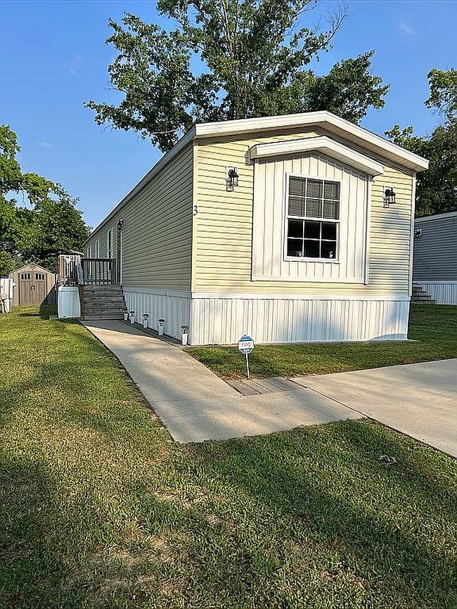 Photo of 3 Daisy Dr