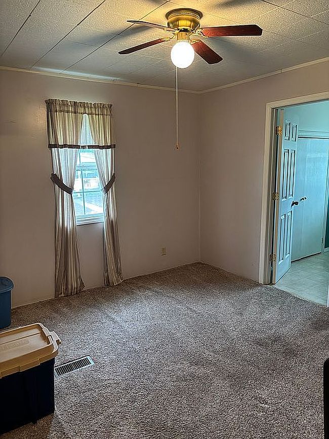 Image of 713 1st St