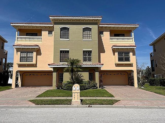 Photo of 1555 Ember Ln, Tarpon Springs, FL