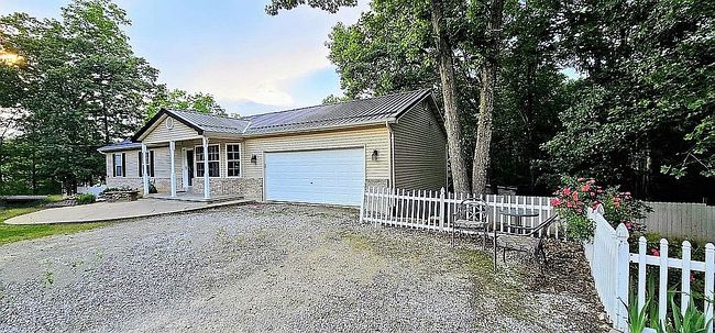 Photo of 10160 Fox Hvn, Blackwell, MO