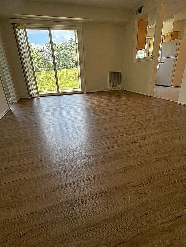 Preview of property located at 7763 New Providence Dr Apt 54