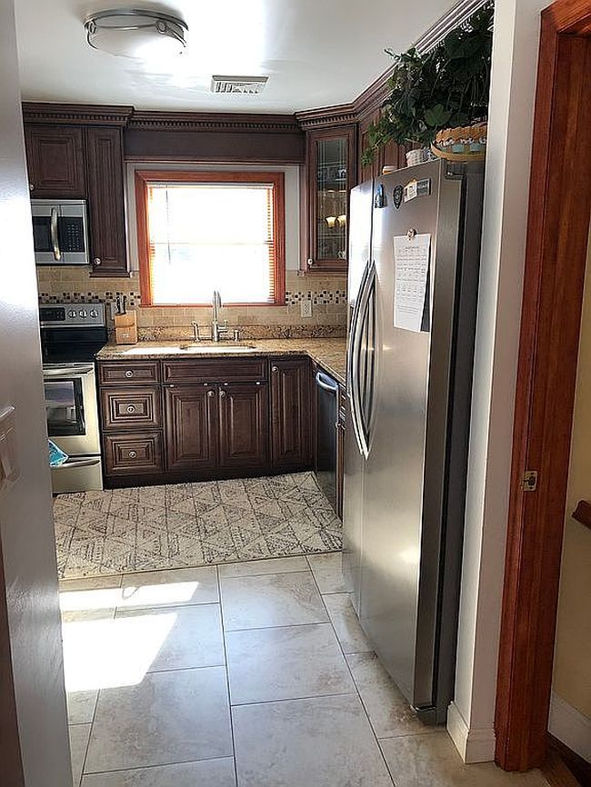Photo of 2664 Grayson Dr, East Meadow, NY
