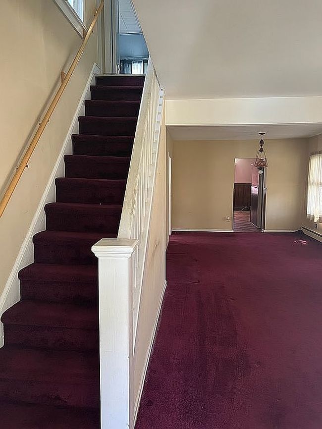 Photo of 22 Erwin St, Sayville, NY