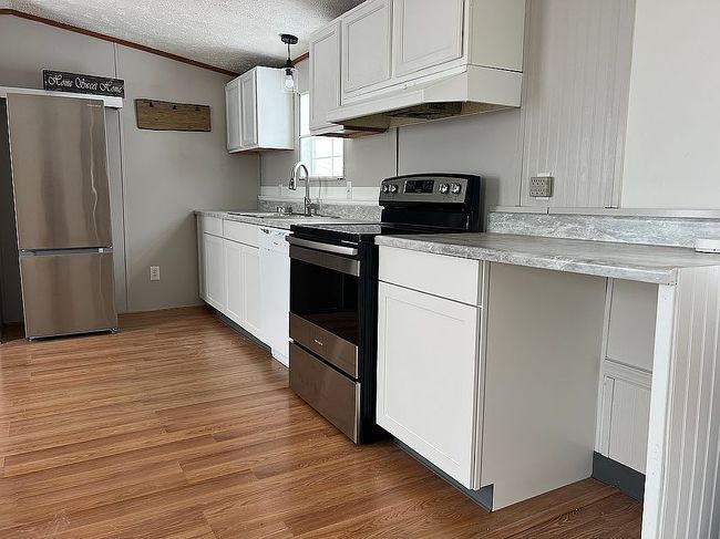 Image of 4250 Route 307 #94