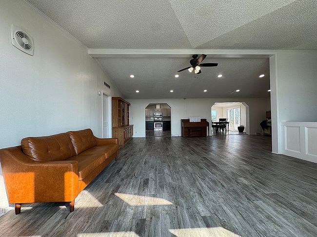 Photo of 460 S 10th Rd, Palmyra, NE