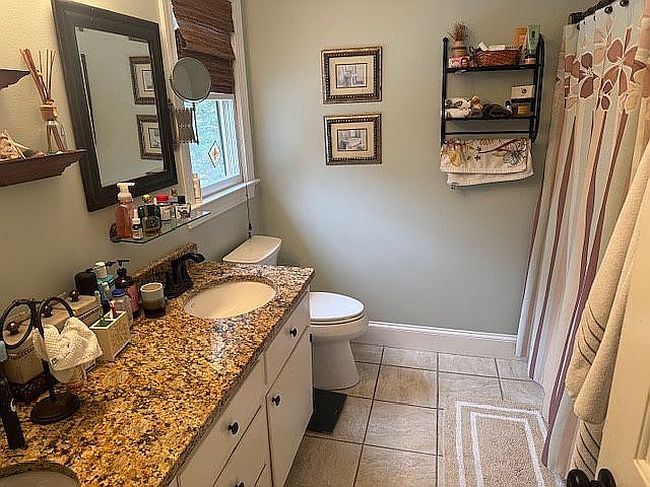 Image of 3403 Foxwood Ln
