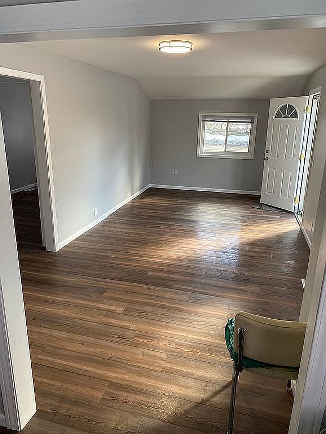 Photo of 9526 Cedar Island Rd, White Lake, MI