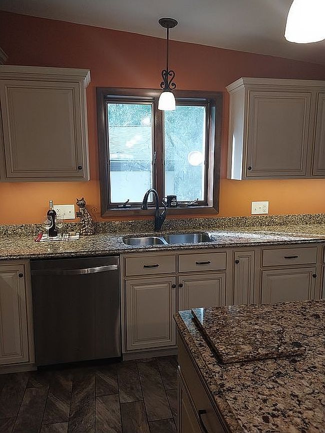 Photo of 5071 N Deerwood Lake Rd, Jasper, IN