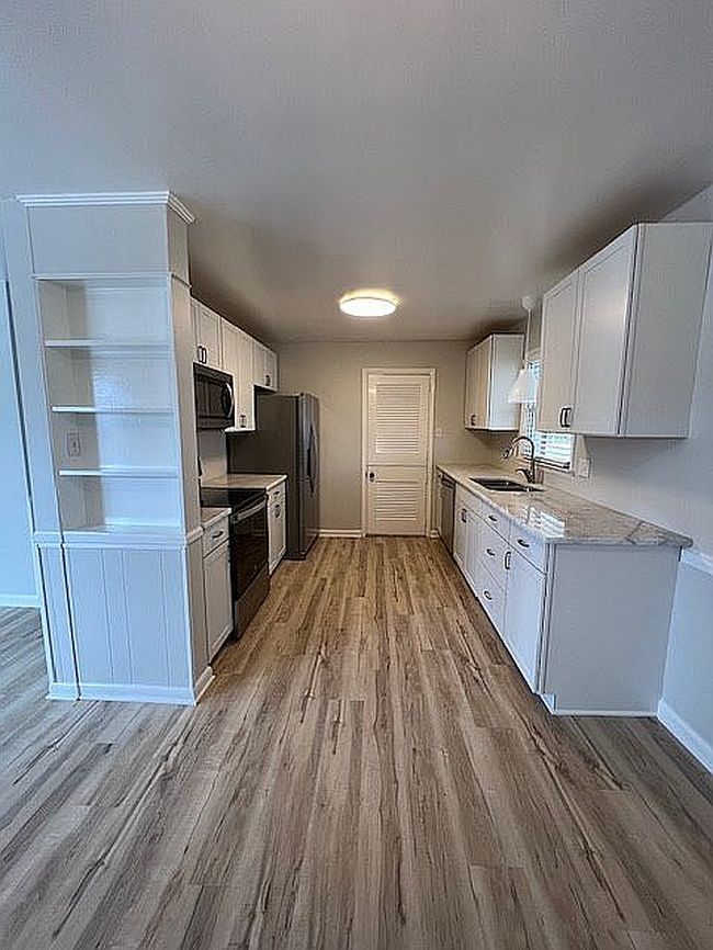 Additional photo 1 of property located at 129 Rolling Hls