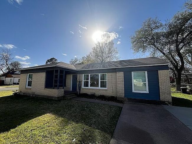 Preview of property located at 1317 Iva St