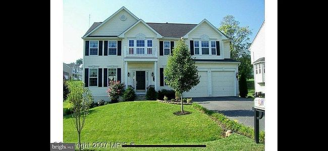 Photo of 1613 W Race St, Martinsburg, WV