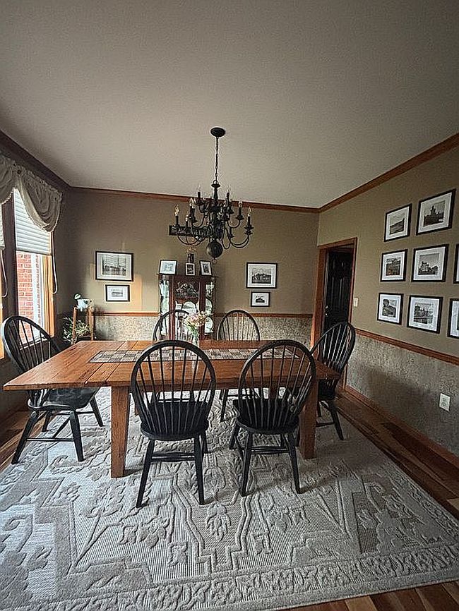 Photo of 530 Goodsill Dr, East Galesburg, IL