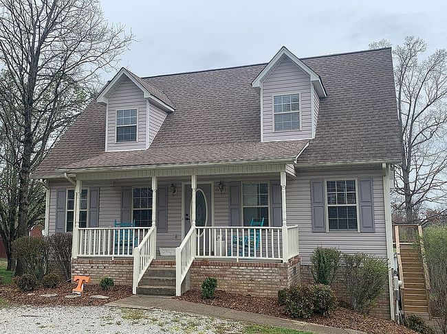 Image of 12 Salem Ln