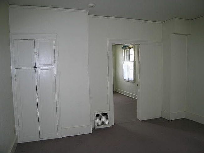 Photo of 310 N Gilbert St, Iowa City, IA