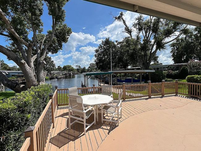 Photo of 2323 Vindale Rd, Tavares, FL