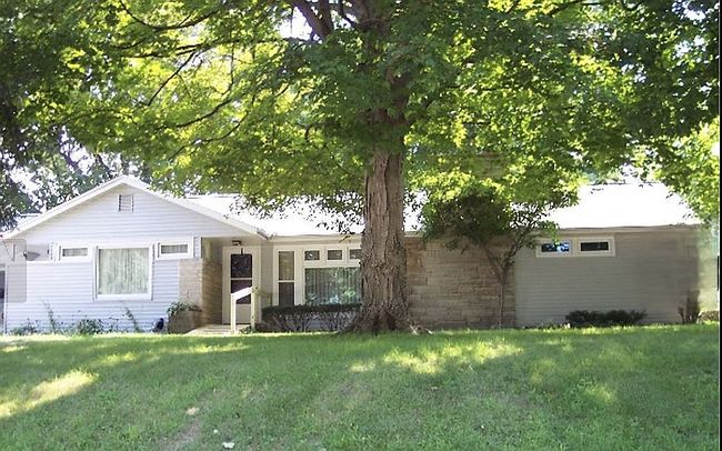 Image of 401 Oak St