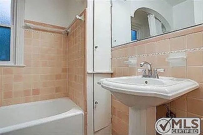 Image of 6802 Vivian Ave