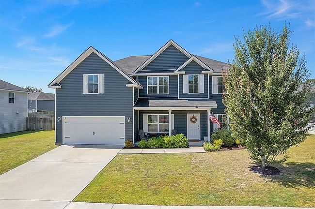 Photo of 484 Fairview Cir